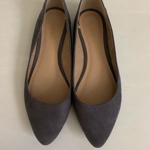 Size 6 Gray Old Navy Slip on